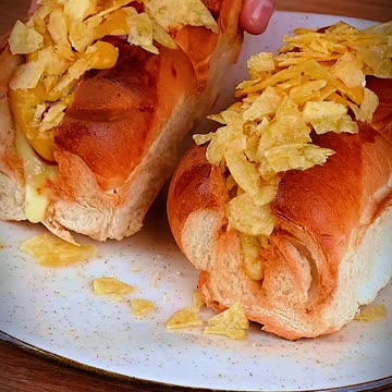 This Cheesy Hotdog Bun Recipe Should Be Illegal at Midnight! 🌭🧀 Description:
