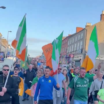 BREAKING - Irish Protest breaks out in a Town demanding illegal Immigrants