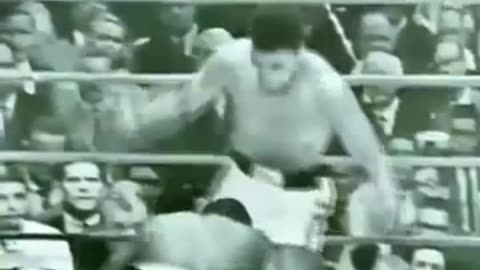 Sonny Liston Wasn’t Ready for THIS Ali!
