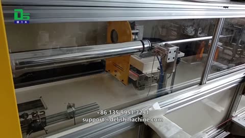 Auto foil roll cutter, several times faster than manual operation.