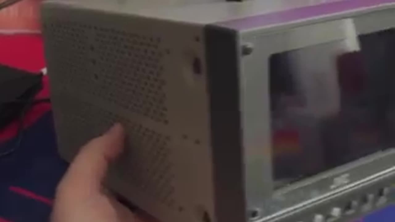 LCCS (Liquid Crystal Color Shutter) CRT TV you've probably never heard of