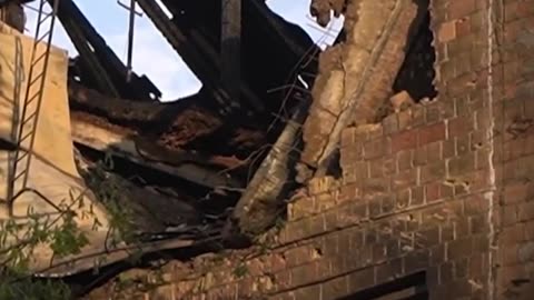 🔥🏙️ Ukraine Russia War | Woman Escapes Drone Strike Fire in Kyiv Apartment | RCF