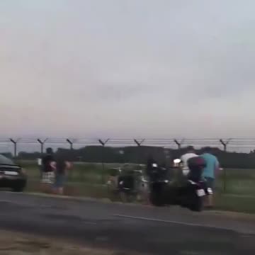 Moment Polish F-16 leaves BLAZING trail of flames after plunging into ground