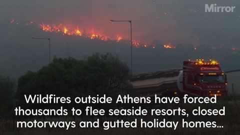 Cerberus heatwave: Wildfires force thousands to flee seaside resorts