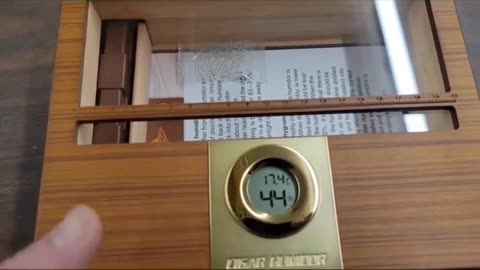 TIFSA by Xifei Cigar Accessory Multifunctional Wood Humidor