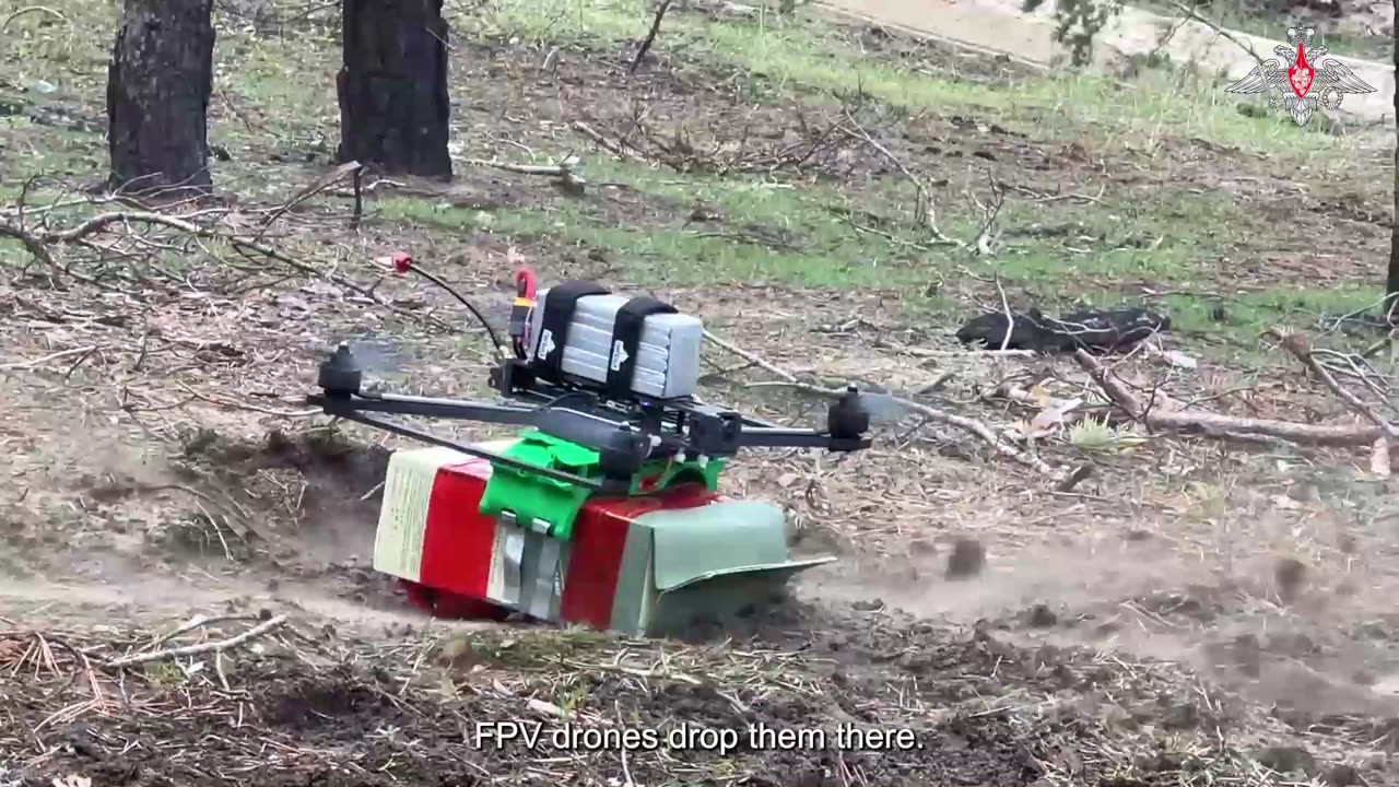 🎮 Combat service support units of the Zapad Group of Forces employ FPV drone