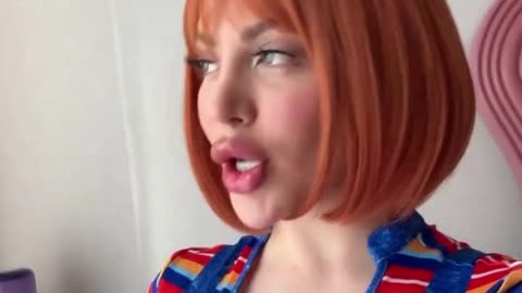 👧🍷