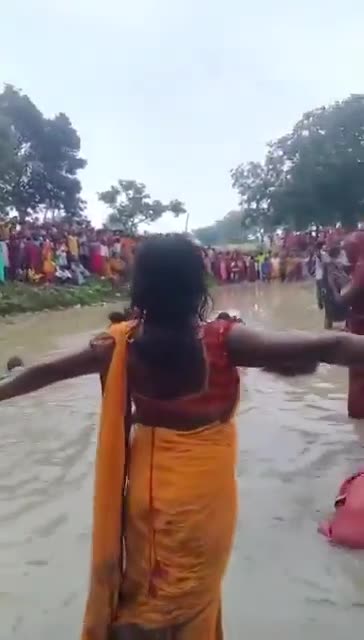 HINDUISM IS SATANIC: Indian Women Perform a Satanic Ritual in a River in India