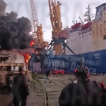 Turkish Ship Hit by Russian Drone on Day of Putin's Meeting with Erdogan