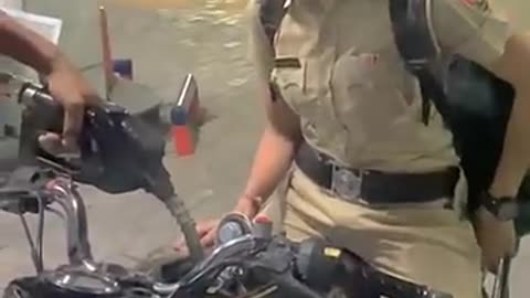 Breaking: मैं निकला ❤️ #sonikalife #police #policegirls #policelove #bulletrani
