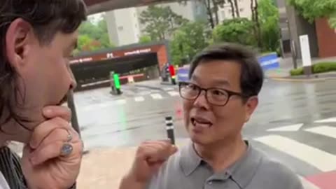 🤯🇰🇷 Wait Until You See This White Man Speak Fluent Korean! | FunFM