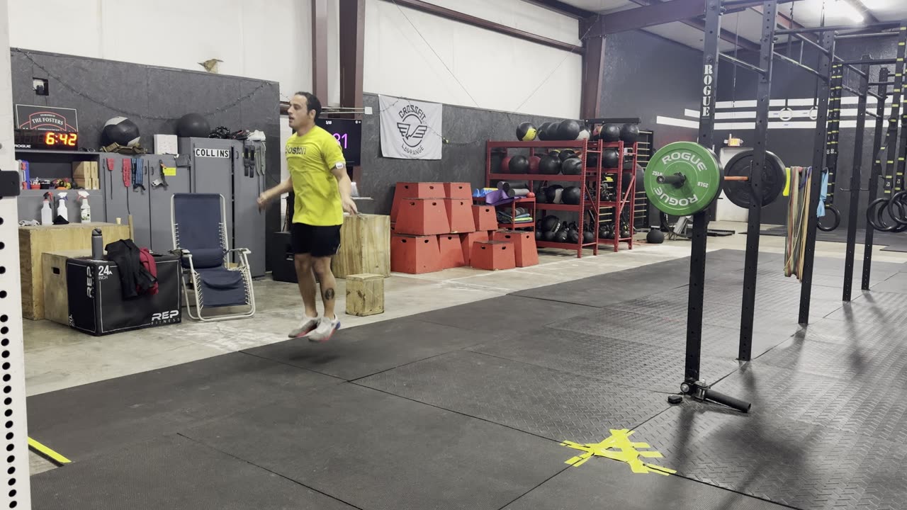 E2MOM 5 Front Squats 185lbs, 35 Double Unders