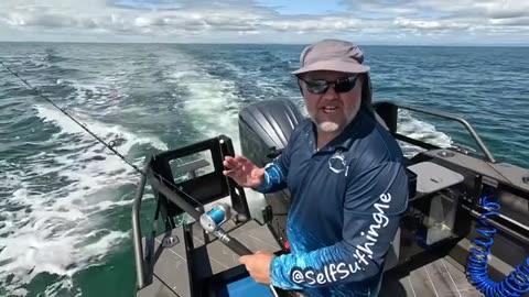 CATCHING Crabs and Fishing How hard can it be-_part2