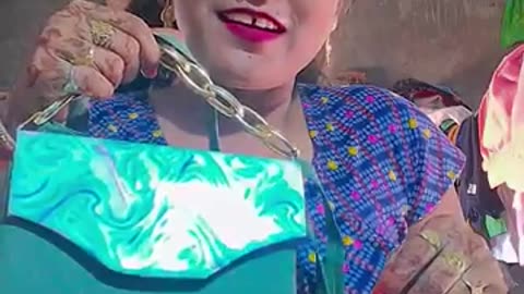 Suno yah wala pers Leke jaaun ki yah wala