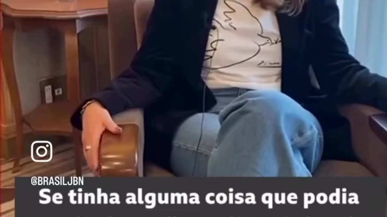 Prestem atenção no que ela falou…O que ela fez? Qual foi a contribuição que ela se refere 8 de janeiro?