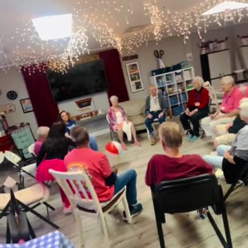 Fun Friday seniorcenter adultdaycare caregiver