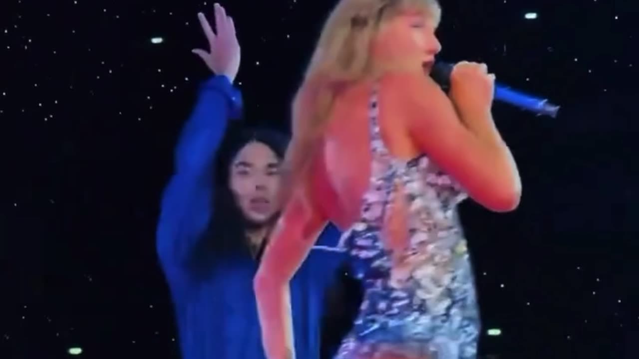 Taylor swift live from the eras tour - bejeweled