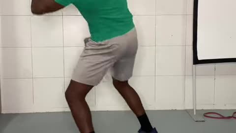 Footwork Drill Check Hook, In & Out, Shift Like a Pro! MASTER THE ART 🎯 ​⁠ 🥊 is the secret weapon