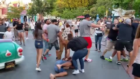 HoodFights At Disney (IM NEIGHBORHOOD CRYP!!)