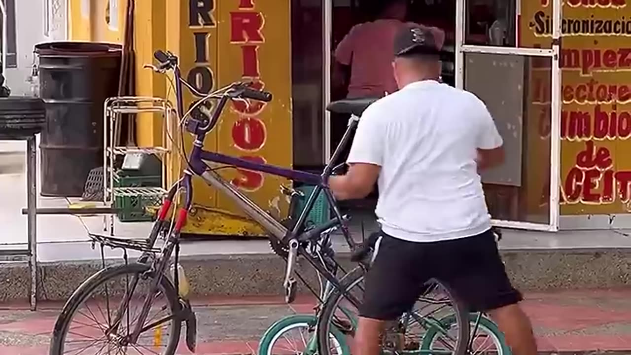 Watch till the end.😂😂😂😂😂😂