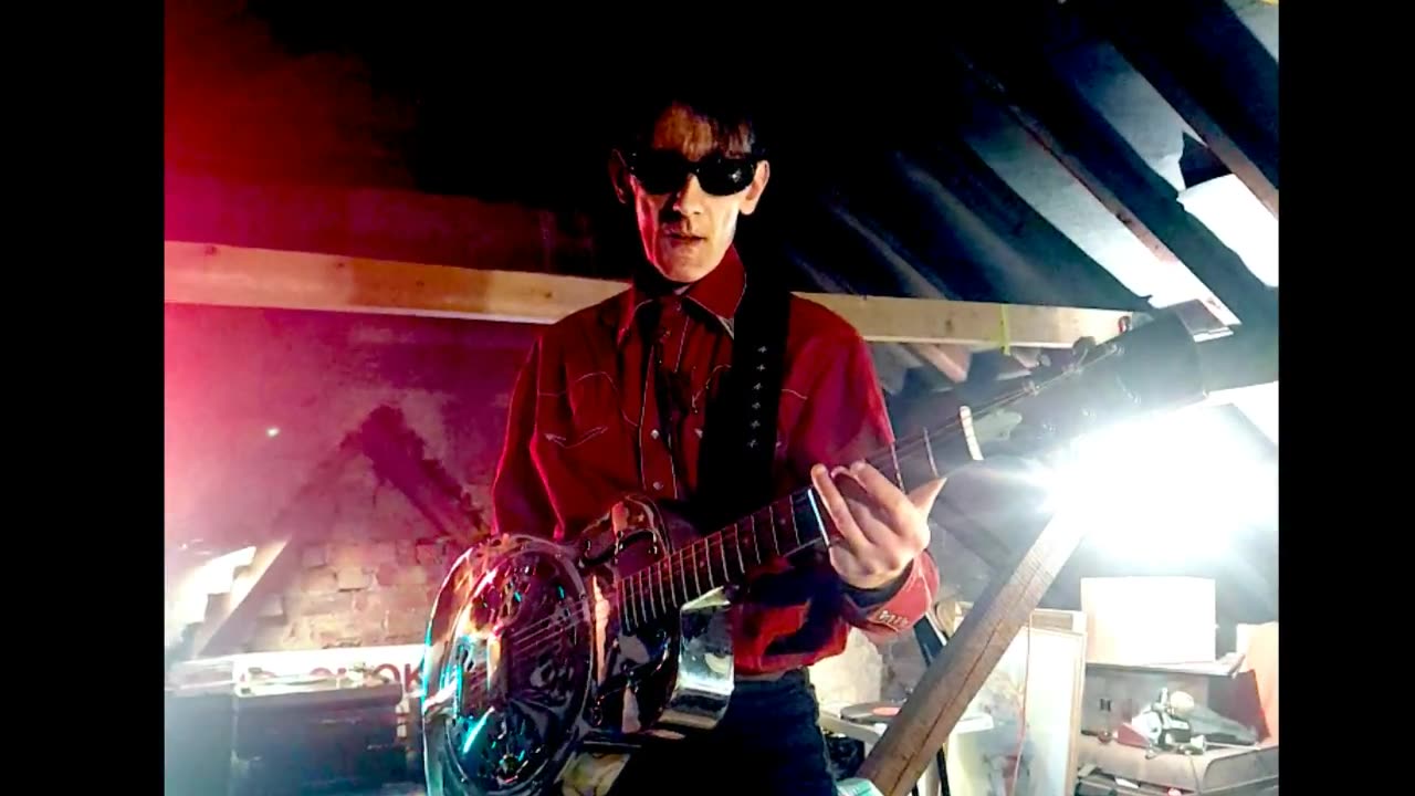 Robert Caruso - Burn Baby Burn* (acoustic version)