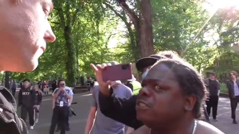 BEETCHO MUTHAFUCKIN' AYSS!!!