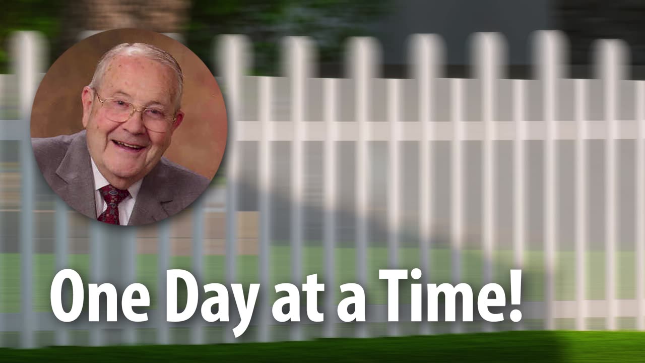 ONE DAY AT A TIME! – Philippians 3:12 Devotional by Pastor Cecil A. Thompson