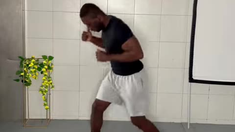 FOOTWORK MOVE LIKE A GHOST! 👣 Master the Footwork That Makes You Untouchable 🥊⚡