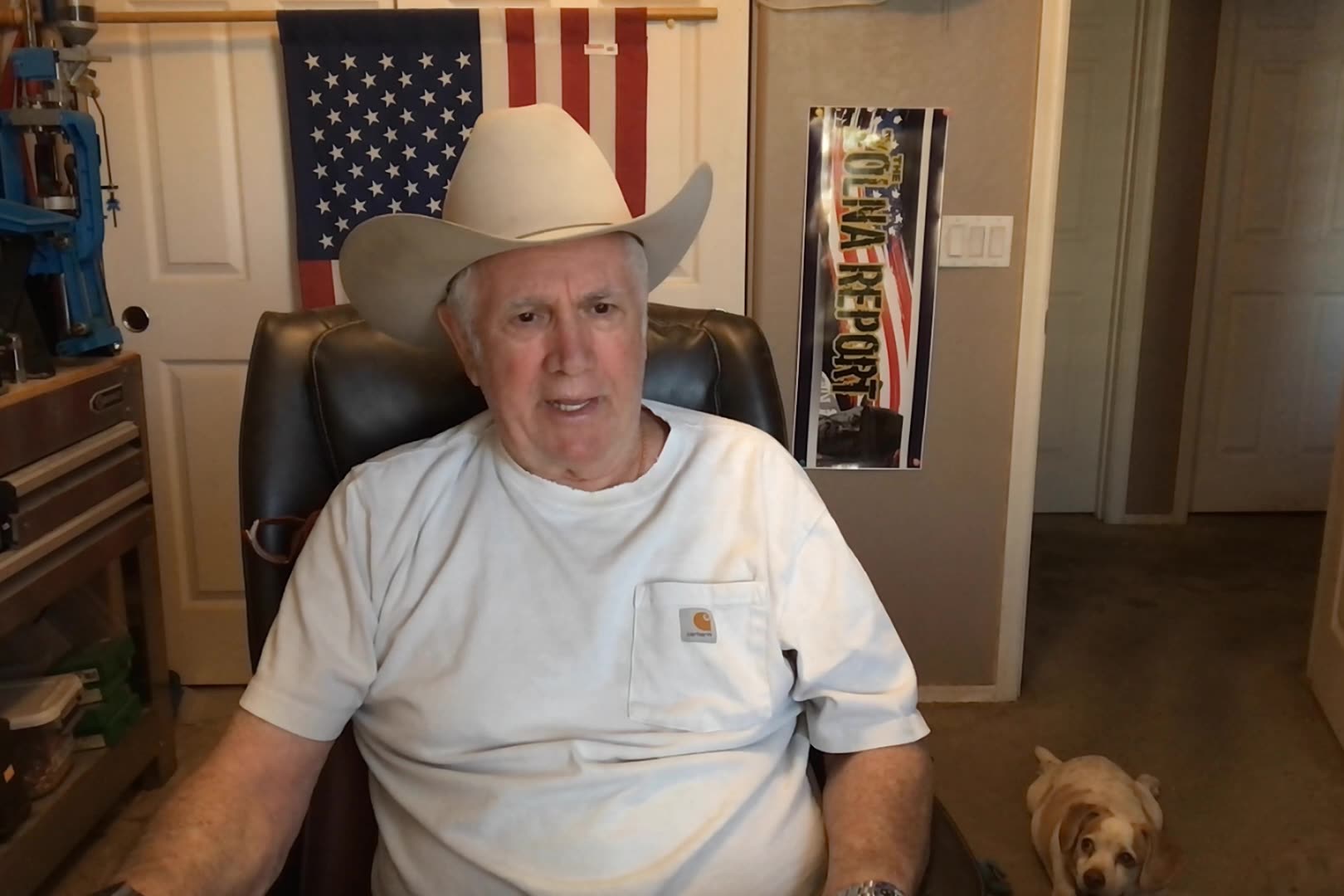 Air Canada B787, Declares Pan, Pan, Pan, Lost Hydraulic Fluid!