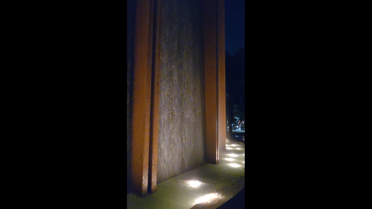 It's a wall of water!