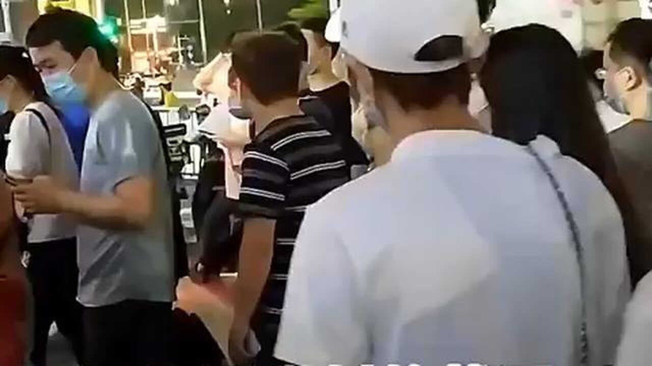 Checkpoints are everywhere in Chinese 15-minute cities