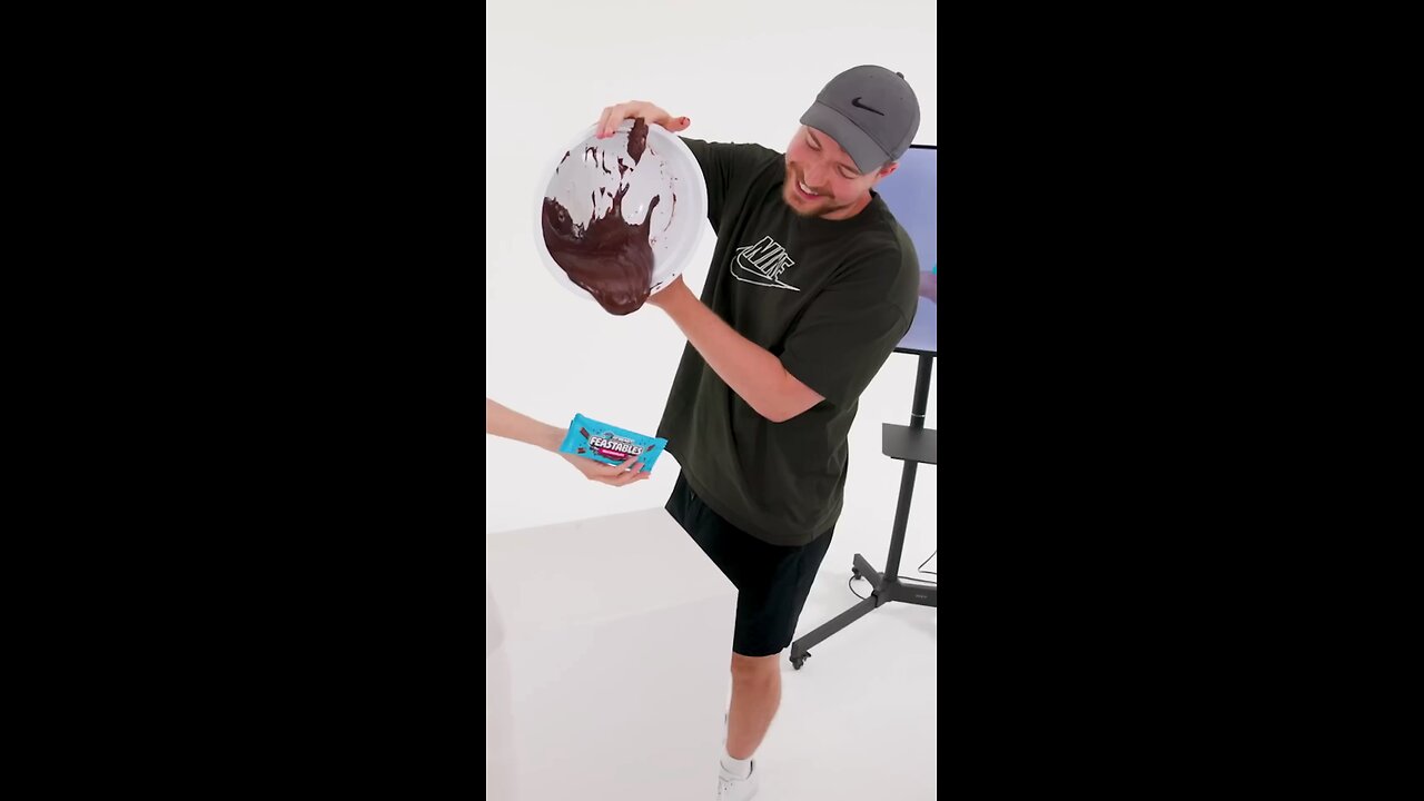 Most expensive hand modal holds feastables