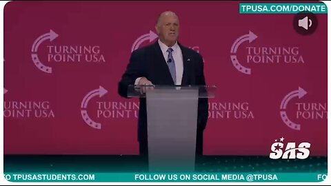 Tom Homan to heckler- I bet you sit down to pee 😂