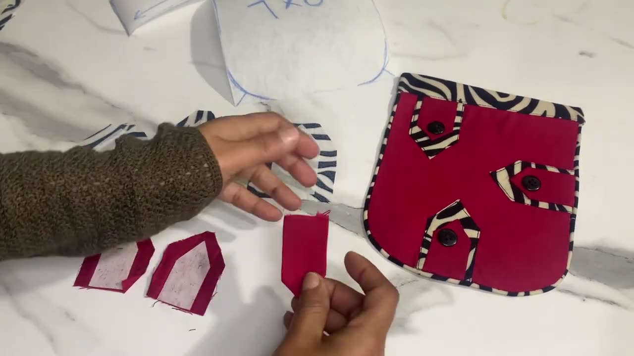 Diy trendy and stylish pocket design cutting ✂️✂️✂️✂️ and stitching