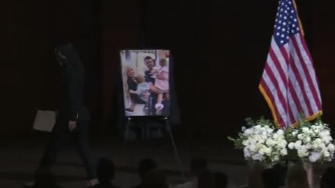 Tulsi Gabbard : ‘ Aloha, Charlie’