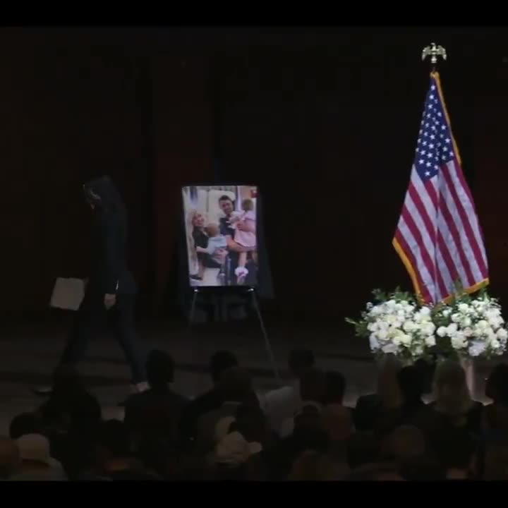 Tulsi Gabbard : ‘ Aloha, Charlie’