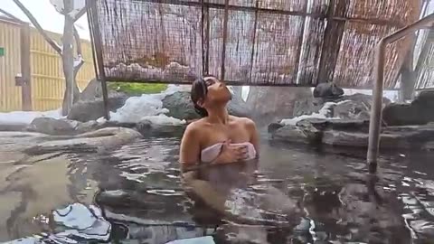 【Japan Hot Spring Beauty】Private open-air bath at Unazuki Onsen in Kuro, Toyama Prefecture.