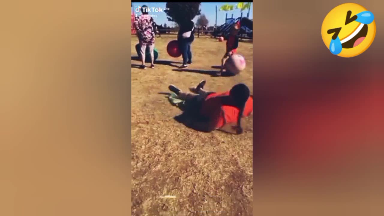 Ultimate Funny Fails** – Hilarious accidents and clumsy moments caught on camera. #FunnyFails