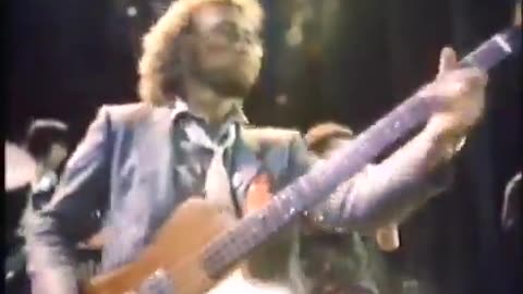Rainbow performs "Since You've Been Gone" in 1979. A timeless classic.