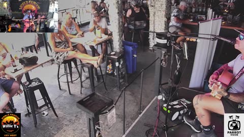 LIVE Music Everyday!