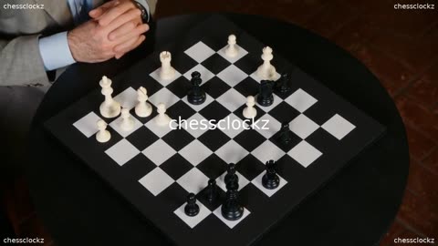 11. MasterClass - Garry Kasporov Teaches Chess - Winning Trades