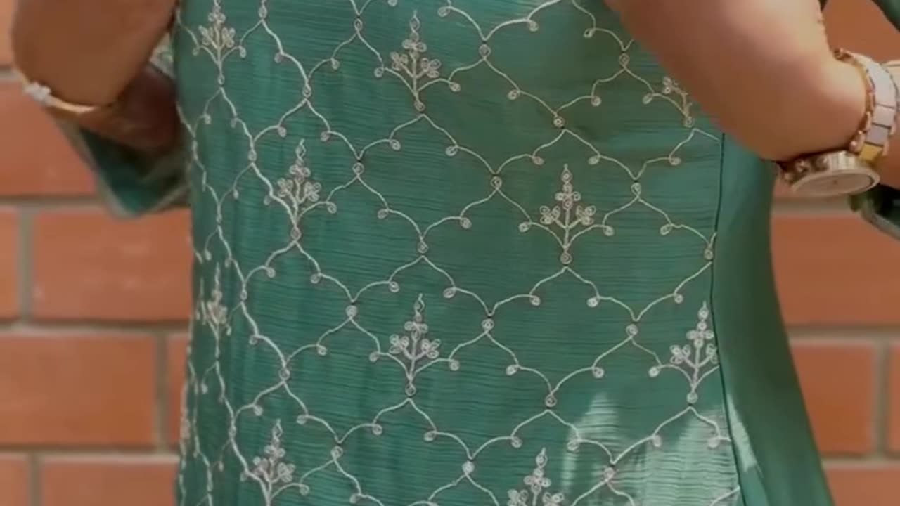 Must-Have Plus Size Salwar Suits | Mirraw Collection 2025