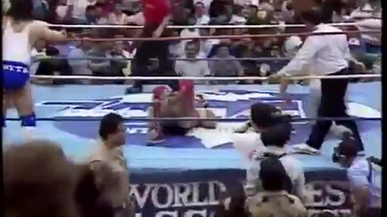 (1992.05.16) Onita, Goto & El Hijo del Santo vs Negro Casas, Horace Boulder & Tim Patterson - FMW