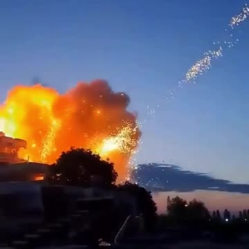 Russian citizens fighting a Ukrainian drone, June the First