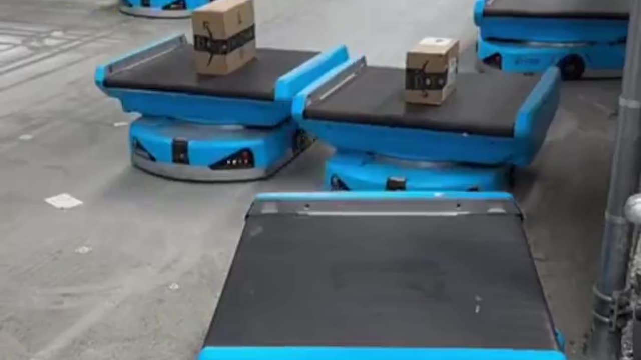 Drone Fight at Amazon Warehouse - Neither one wants to give up.