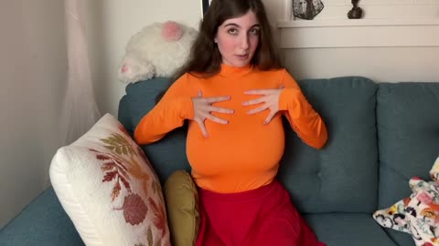 Velma Cosplay Curvy Halloween Try-On ｜ Fashion Lifestyle