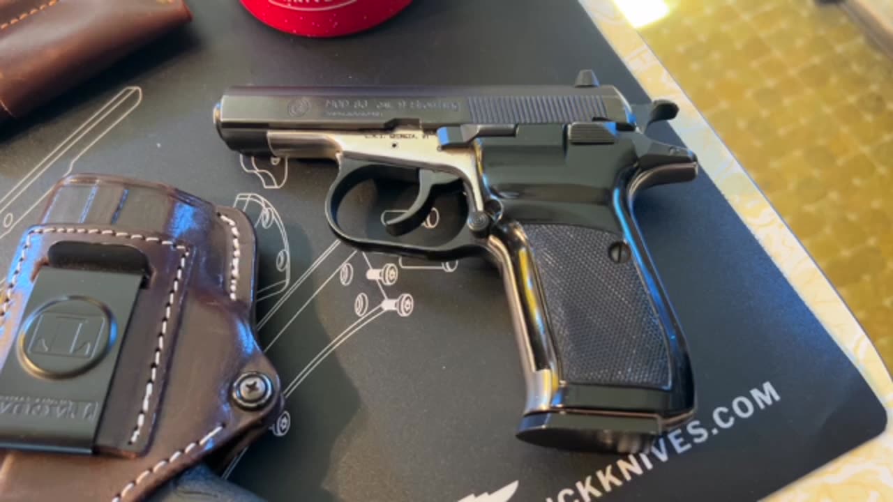 Fall and Winter EDC options #2ndamendment #firearmsdaily