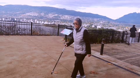 母亲99岁😍健康快乐㊗️㊗️活长寿🌹🌹💖🇨🇦2025-11初