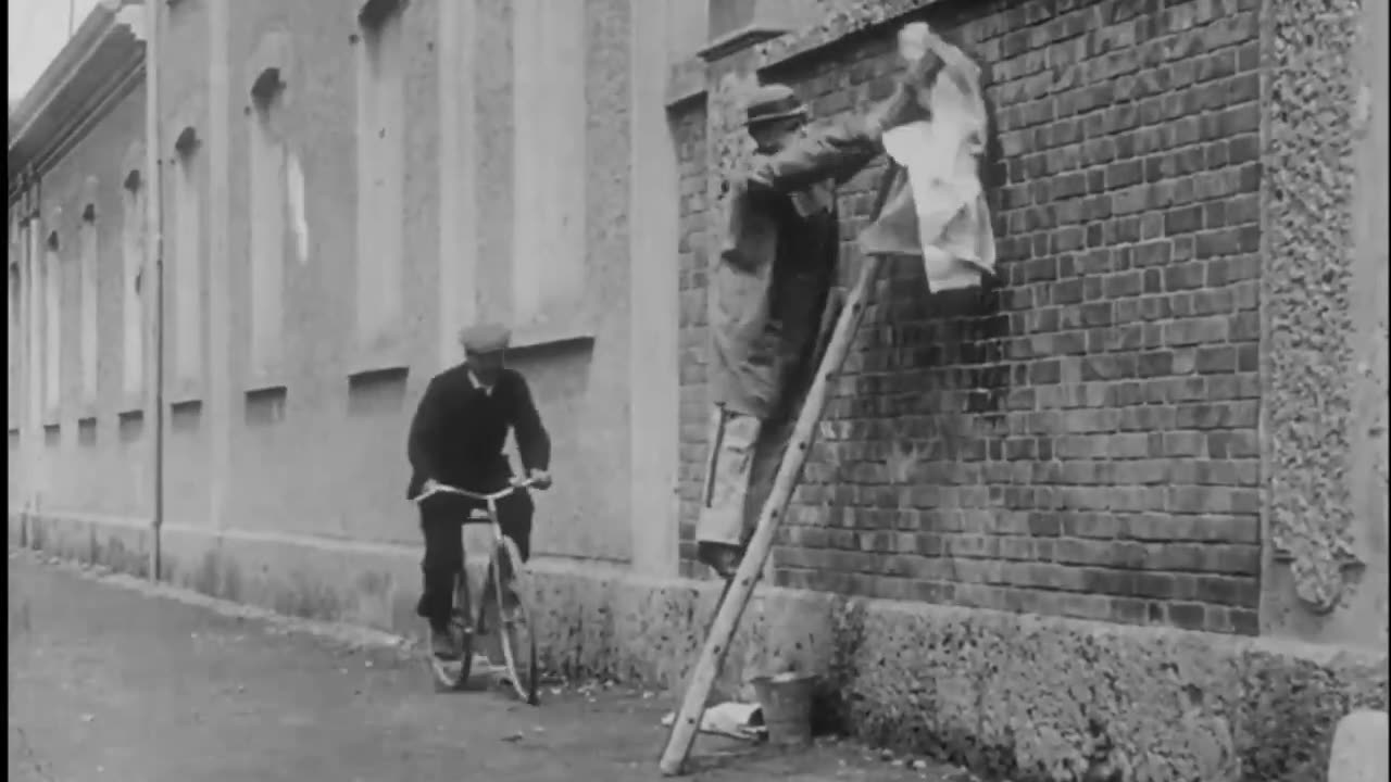 COCCIUTELLI AFFISSATORE (Milano-1911) NEW English subtitles.