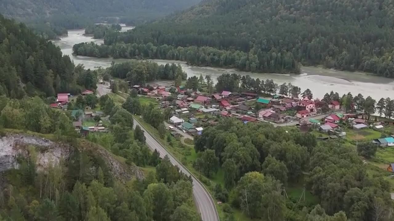 Russia Travel Shockers: 10 Surprises No One Warned Me About! 🇷🇺🤯"